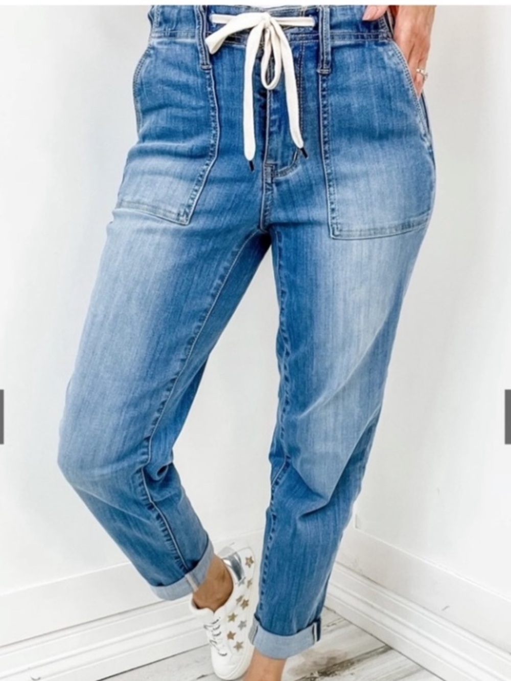 Judy Blue Denim Joggers
Size 29.